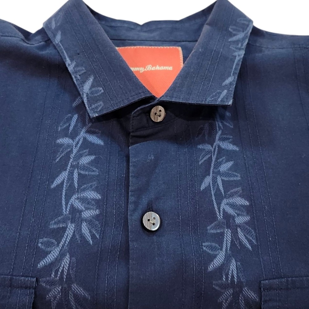 Tommy Bahama Men's  Navy Blue Hawaiian Short‎ Sleeve Coral Reef Inspo Shirt  L
